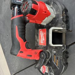 Milwaukee Band Saw M12 