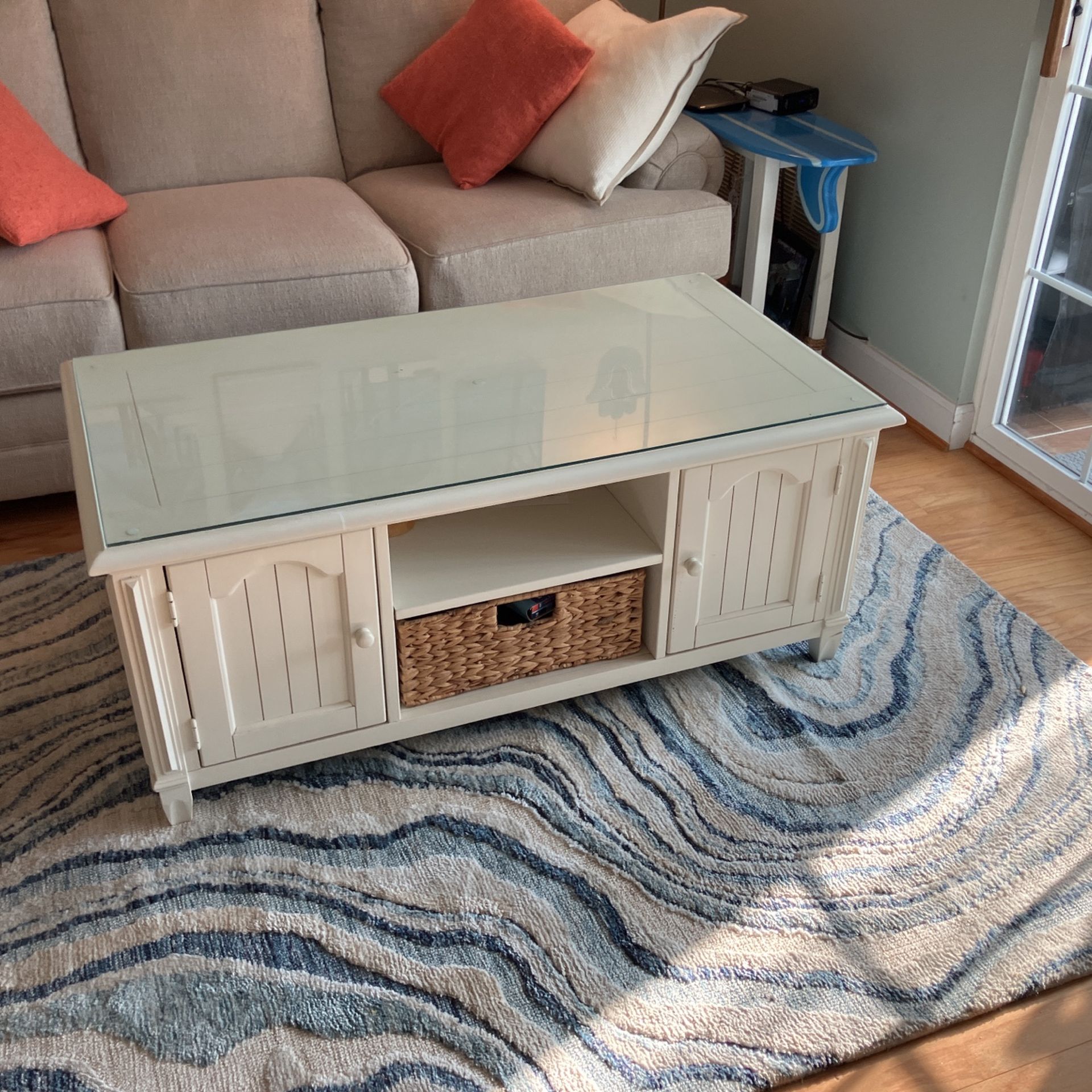 Furniture Coffee Table