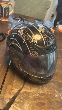 Woman helmet