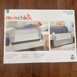 **Brand New** The Munchkin Safety Toddler Bed Rail