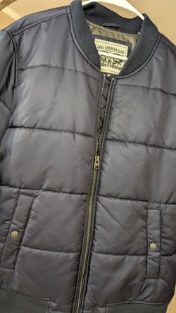 $New" men Levi jacket size large