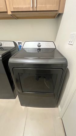 GE Profile - 7.4 Cu. Ft. Smart Electric Dryer with Steam, Sanitize Cycle and Sensor Dry - Gray