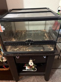 Reptile enclosures exo terra (2 available)