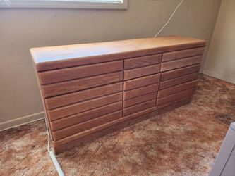 9 drawer oak dresser