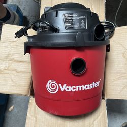 VacMaster  2.5-Gallons 2-HP Corded Wet/Dry Shop Vacuum with Accessories Included