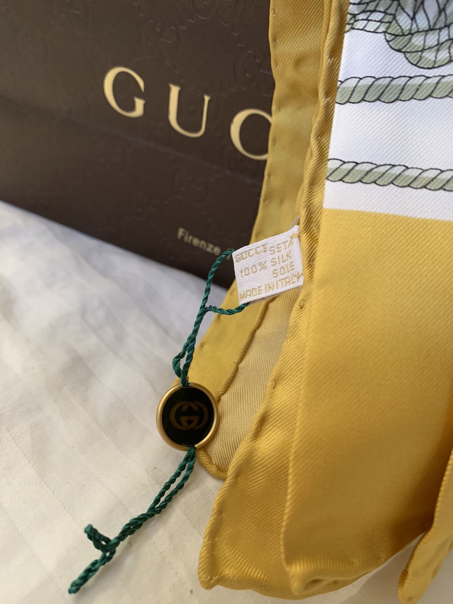 Gucci scarf