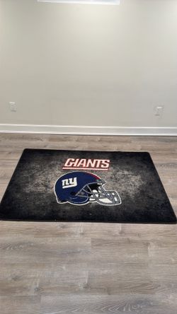 NY Giants Area Rug 4’ x 6’
