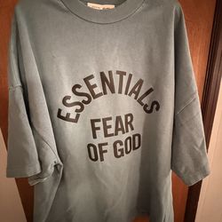 Fear of God ESSENTIALS 90s campus shirt