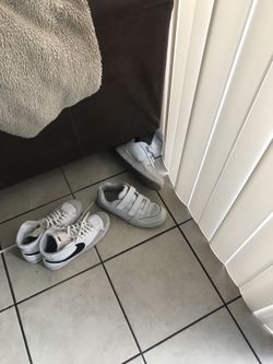 Nike Blazers And White Shoes 