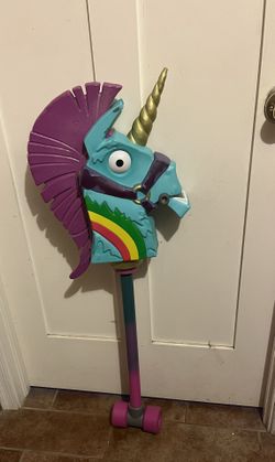 Fortnite Rainbow Smash Unicorn Horse