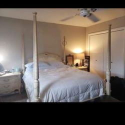 Queen Bedroom Set with Dresser, Trifold Matching Mirror , 2 Nightstands 