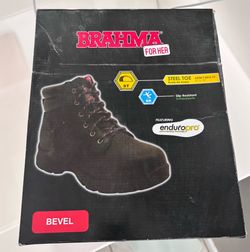 Women’s hiking boots