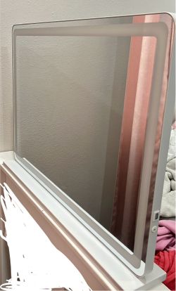 Touch screen mirror