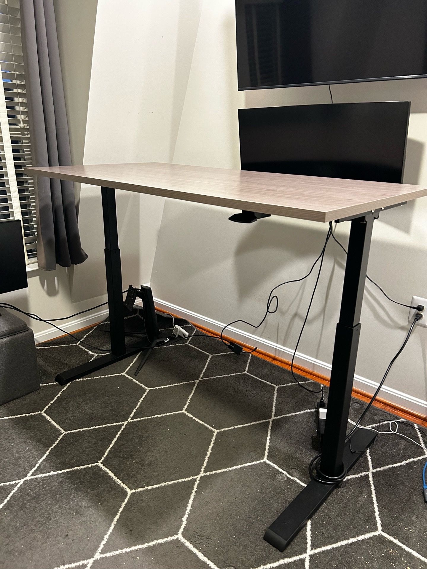Adjustable Standing Desk - Light Grey Wood