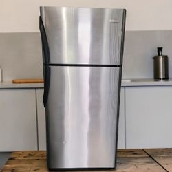 REFRIGERATOR ..   FRIDGE 110 V STAINLESS EXCELLENT CONDITION AND VERY CLEAN 