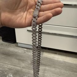 Stainless Steel Iced Out Silver Plated Chain Necklace