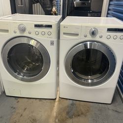 Set De Lavadora Y Secadora De Gas LG De 27”