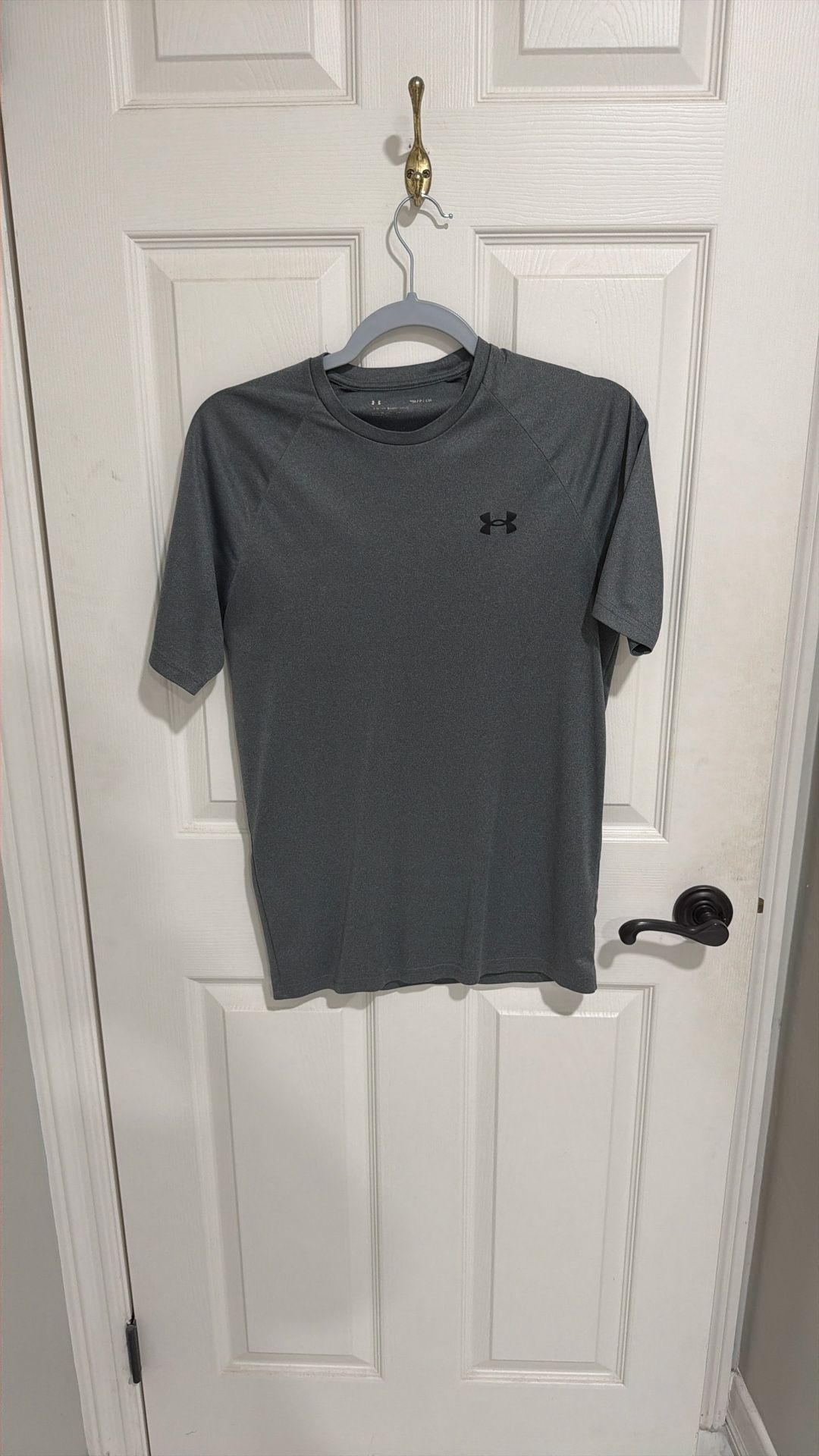 Mens Underarmour Shirt Size S