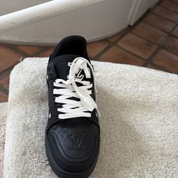 Louis Vuitton black and white