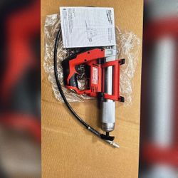 Milwaukee M12 Cordless Grease Gun 2446-20