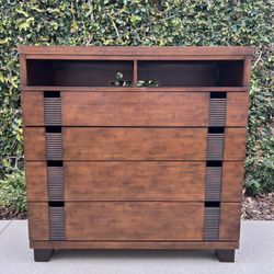 Klaussner Mid-Century Style Media Console / Dresser