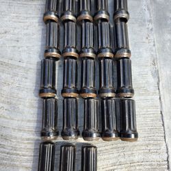 m14x1.5 lug nuts