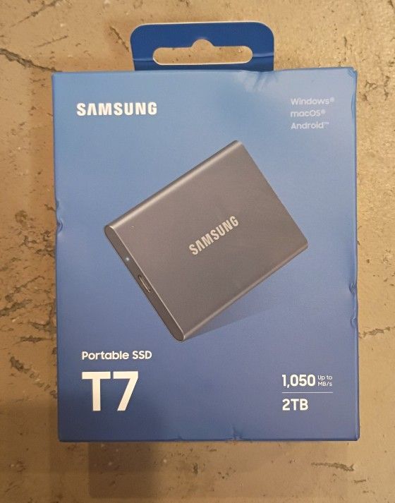 SAMSUNG T7 Portable SSD, 2TB External Solid State Drive NEW