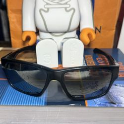 Oakley jupiter sunglasses for mens. ( read)