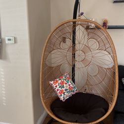 Hanging Chair With Stand 