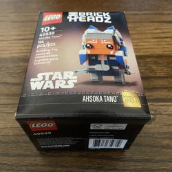 LEGO BRICKHEADZ: STAR WARS - AHSOKA TANO SET #40539 ( NEW / RETIRED )