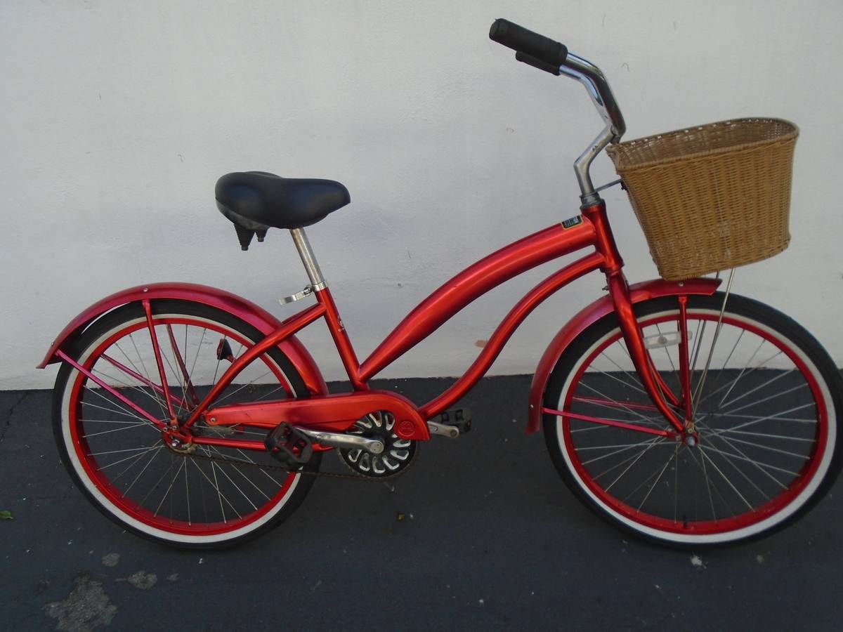 Women's Beach Cruiser Bike (24")