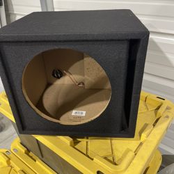 New Slot Port Single 12” Subwoofer Box$40