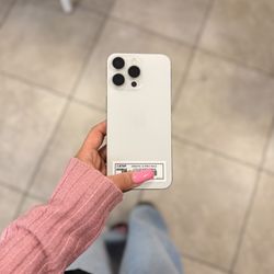 iPHONE 15 PRO MAX UNLOCKED 256GB 