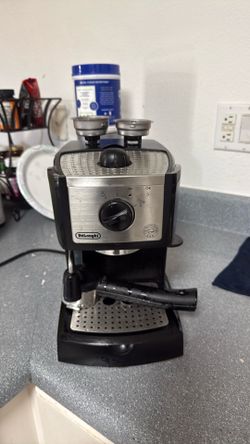 DeLonghi Coffee maker