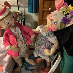 These Two Adorable Rabbit Dolls Were Made By Annalee.They Were Manufactured In The United States Between The Years Of 1. (Pick Only)