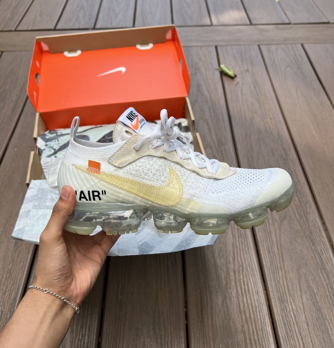 Off White Vapor Max White