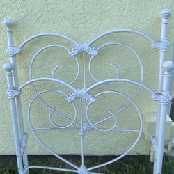 Heart Shaped Wrought Iron Twin Bed