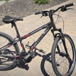 Mountain Bike TREK 820 13"
