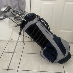 Right Handed Diamond Tek Golf Clubs and Bag