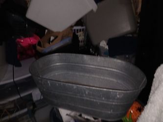 Metal tin tub