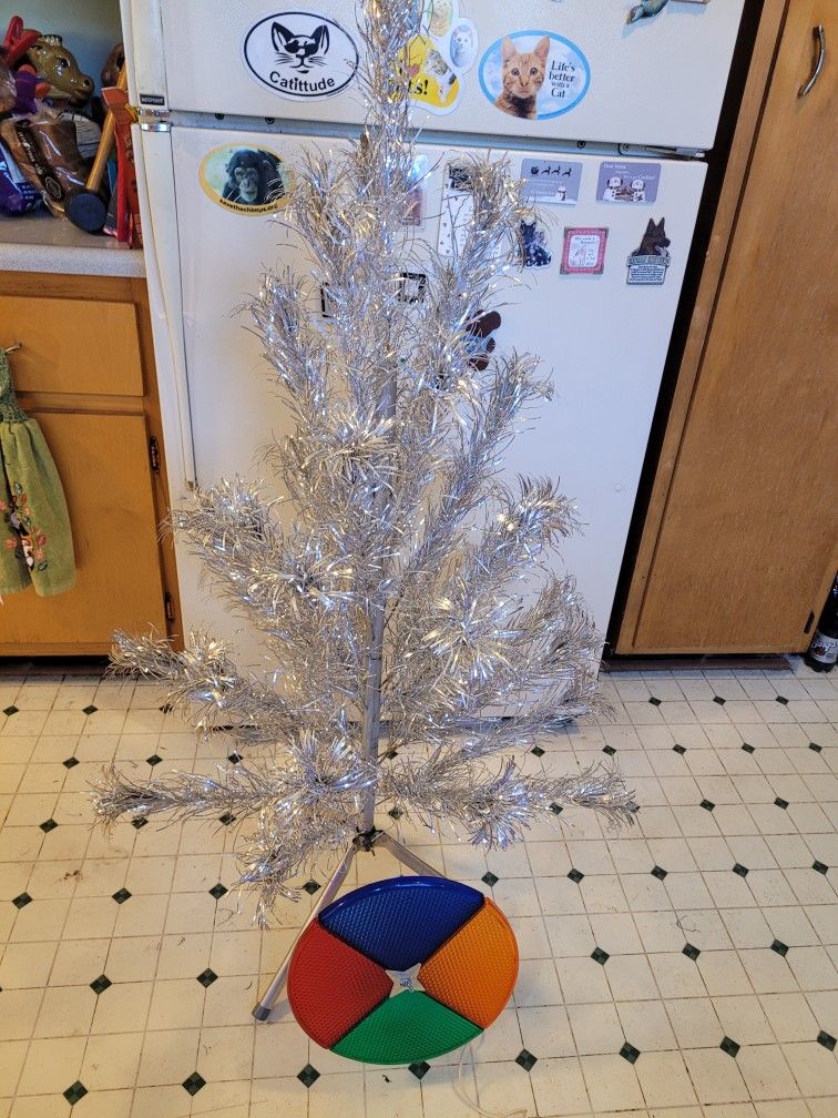 Aluminum Christmas Tree &Color WHEEL