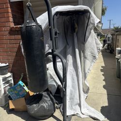 Everlast Dual Station Punching Bag Stand 