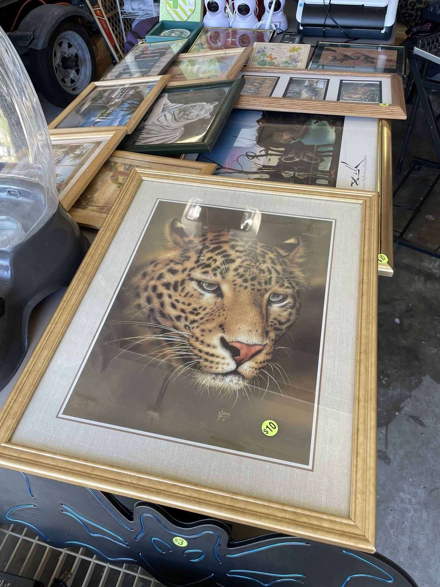 Assortment Of Frame Wall Artwork