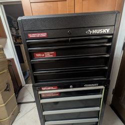 Husky 26" Top And Bottom Box New With Keys And Liners