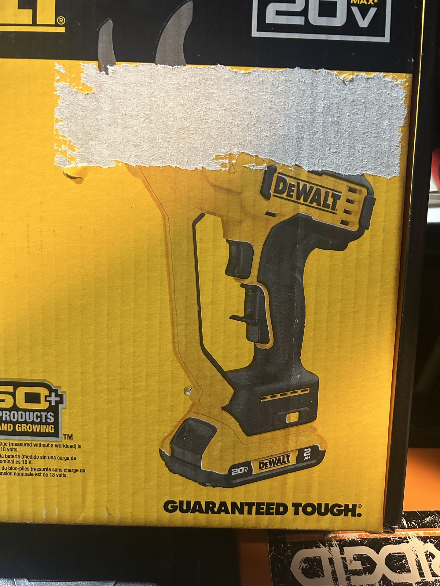 DEWALT 20V MAX CORDLESS PRUNER MODEL (DCPR320D1) KIT BATTERY AND CHARGER