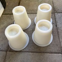 Bed Risers white