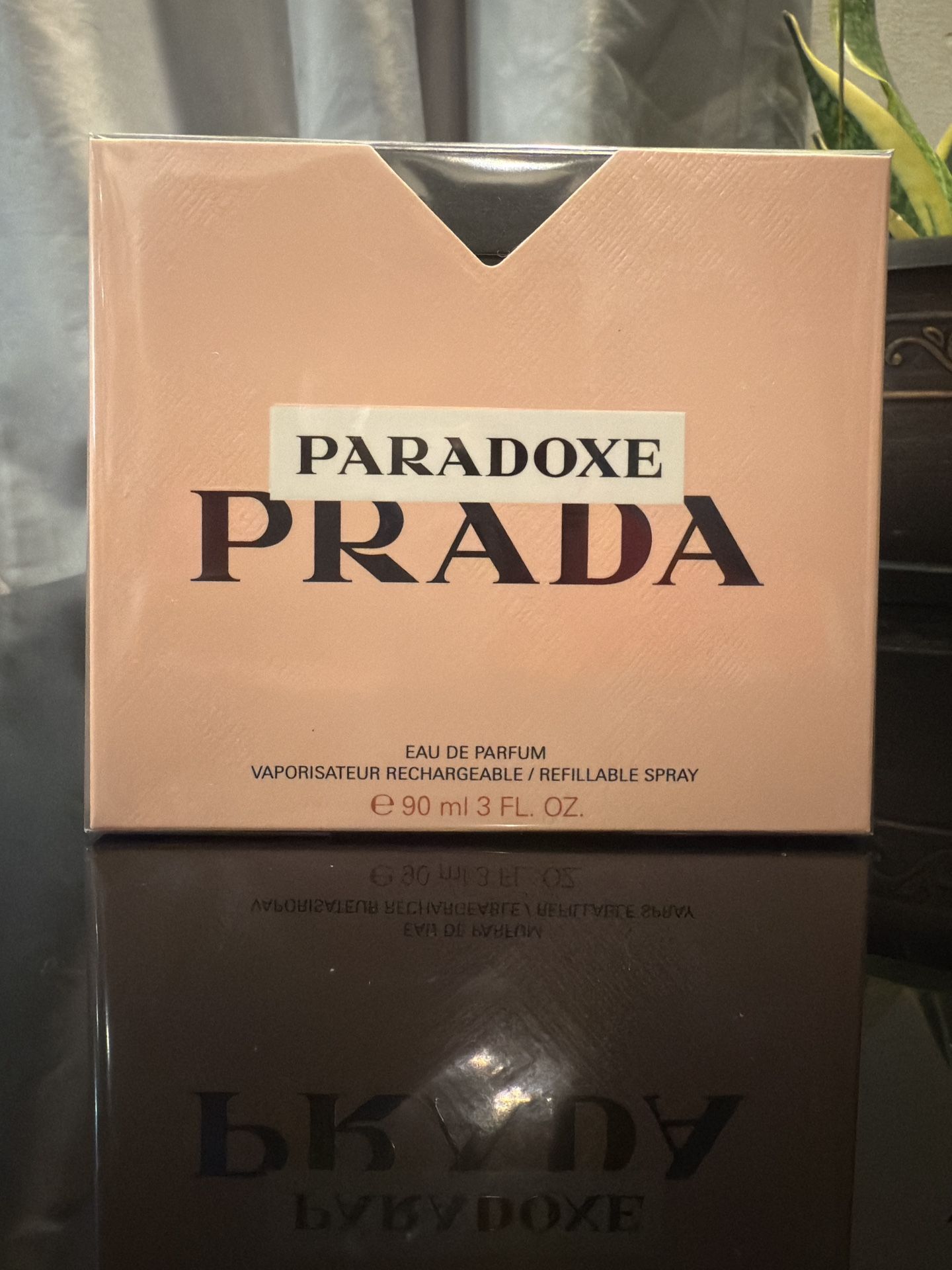 Prada PARADOXE