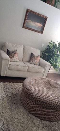 Love seat