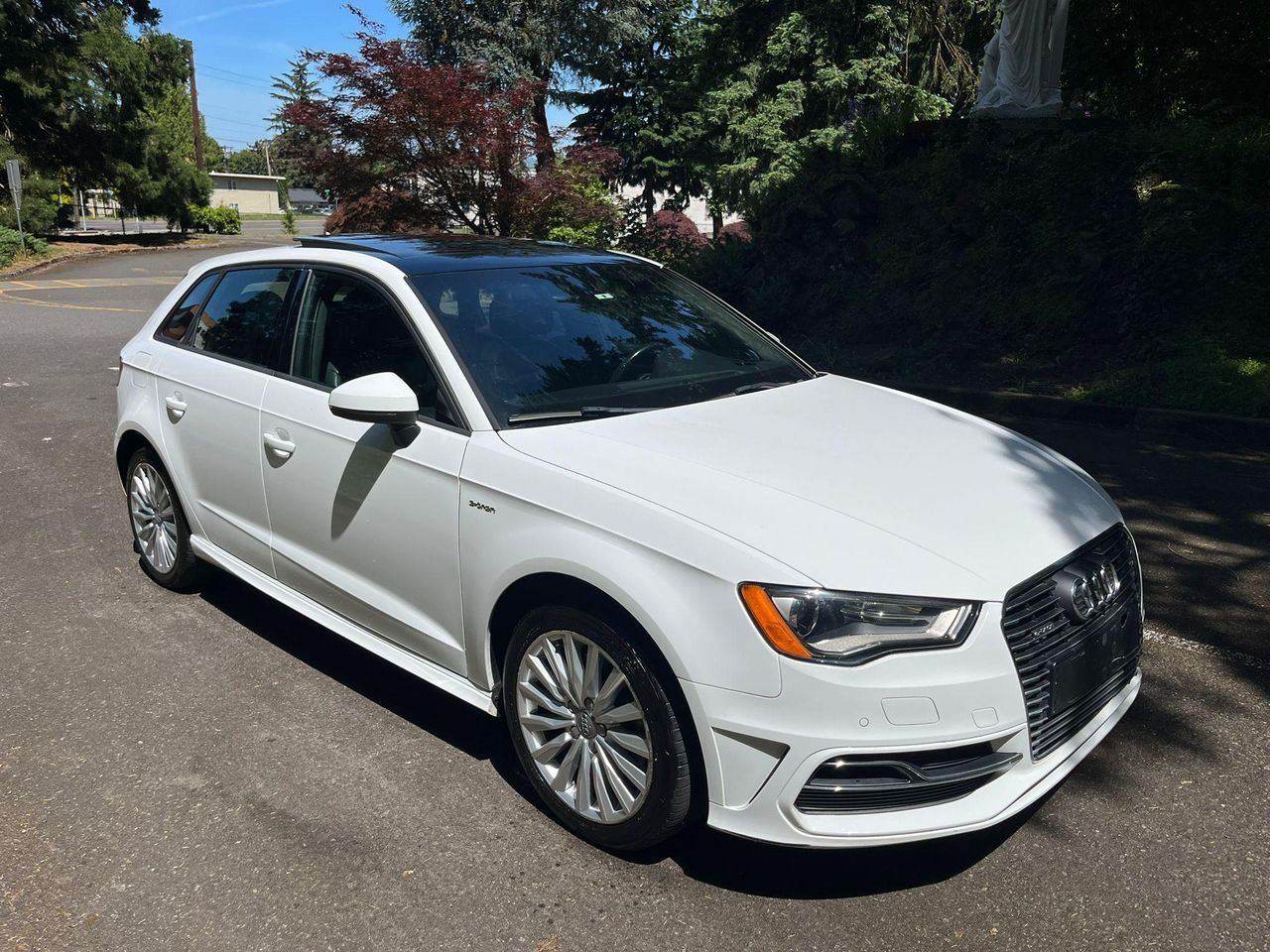 2016 Audi A3 e-tron
