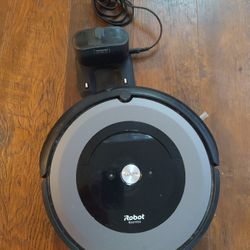 iRobot Roomba, Robot Vacuum  